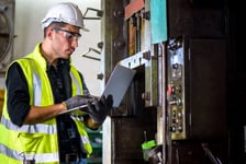How Connected Worker Platforms Modernize Asset Performance Management Featured Image