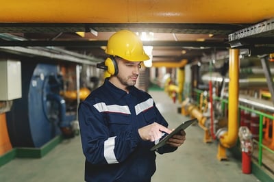 Two Ways to Work Corrective Maintenance into Your Equipment Maintenance Strategy Featured Image